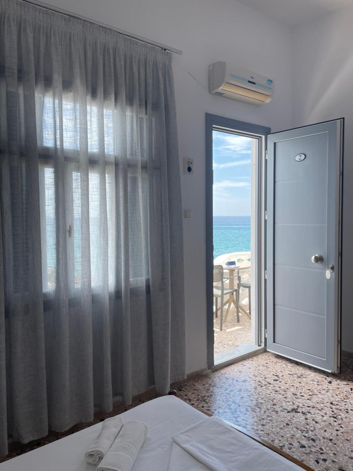 Chrisopetro Rooms Marathókambosz Kültér fotó